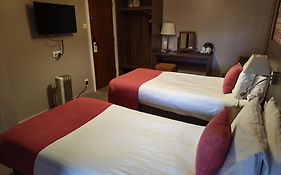 Chieftain Hotel